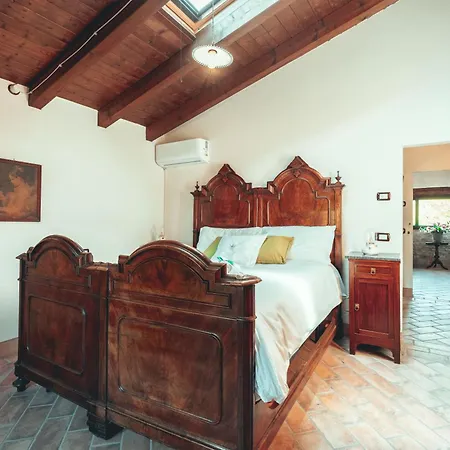 Borgo Sgarabia Relais شقة I Boschi