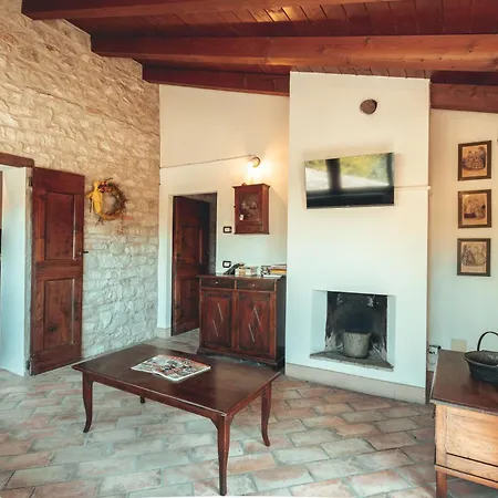 Borgo Sgarabia Relais شقة *