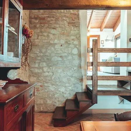 شقة Borgo Sgarabia Relais I Boschi
