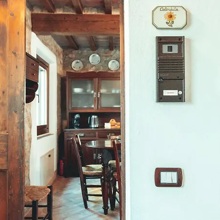 شقة Borgo Sgarabia Relais I Boschi
