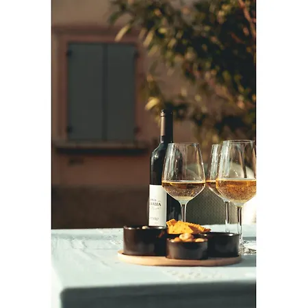 Borgo Sgarabia Relais I Boschi