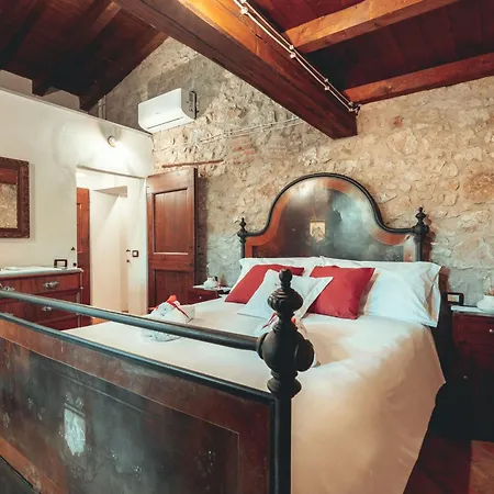Borgo Sgarabia Relais شقة *