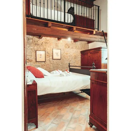 Borgo Sgarabia Relais شقة *
