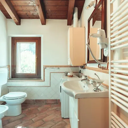 Borgo Sgarabia Relais شقة I Boschi