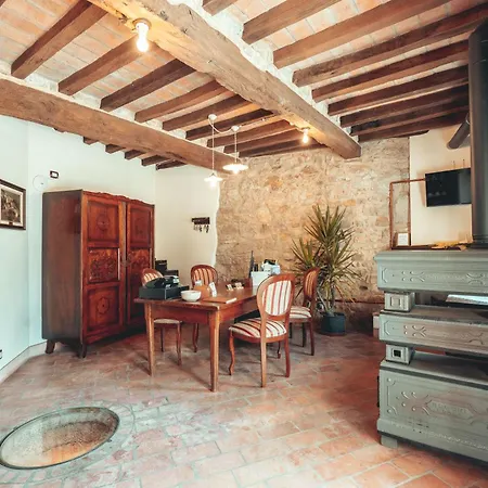 Borgo Sgarabia Relais شقة *