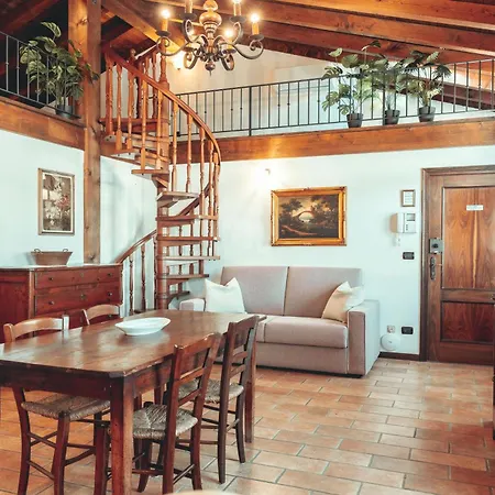Borgo Sgarabia Relais I Boschi