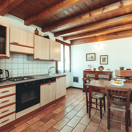 شقة Borgo Sgarabia Relais I Boschi