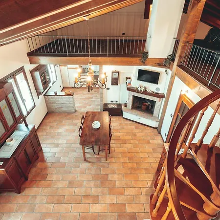شقة Borgo Sgarabia Relais *