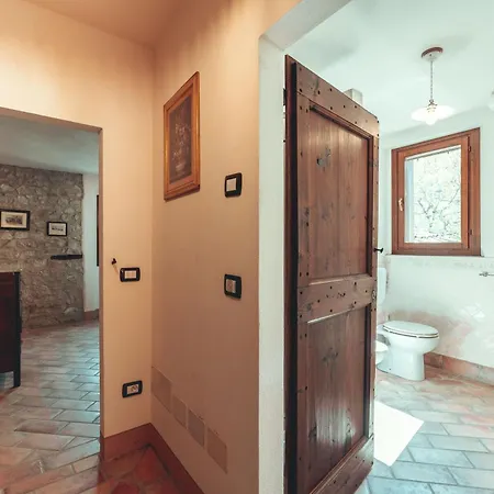 Borgo Sgarabia Relais I Boschi