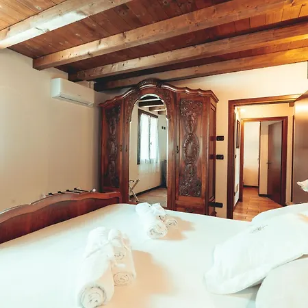 Borgo Sgarabia Relais شقة *