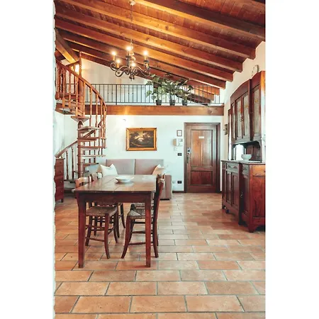 Borgo Sgarabia Relais I Boschi