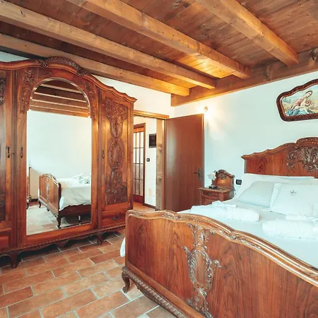 شقة Borgo Sgarabia Relais *